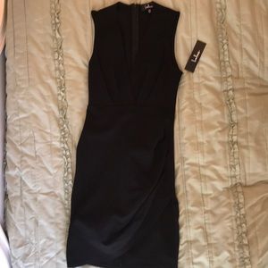 Black bodycon dress